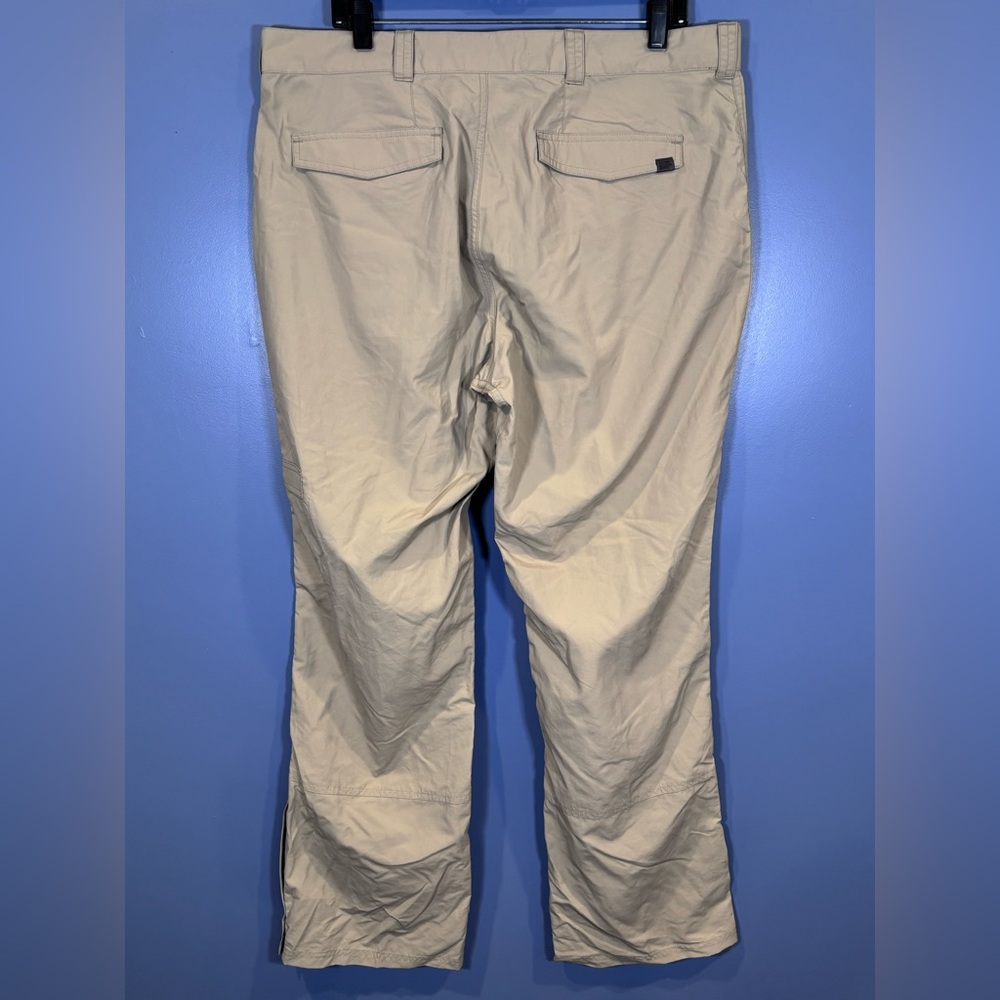 Eastern Mountain Sports Cargo Pants Women's Size 16 R Color Beige NWT - Picture 2 of 5